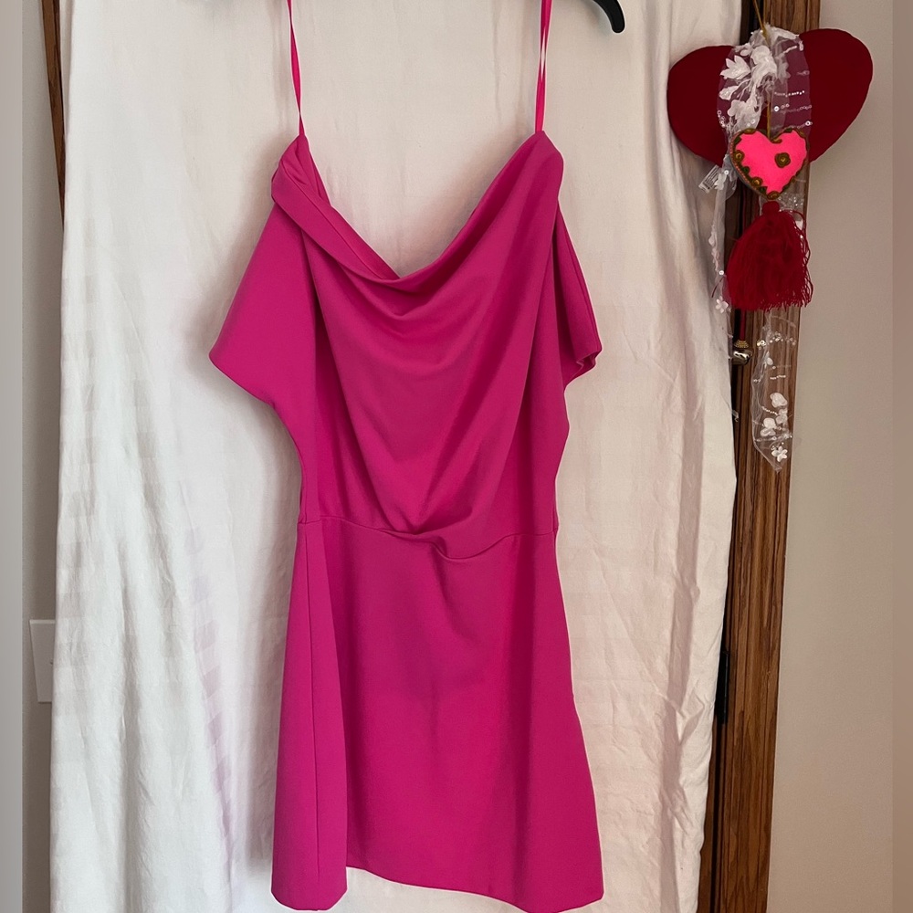Alexia Admor Fuchsia Asymmetrical Dress size 8